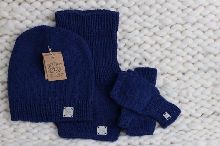 Wełniany zestaw dziecięcy na jesień/wiosnę, lekką zimę - czapka, mitenki, komin/ocieplacz, 100% wełna merino, rękodzieło, handmade, rozmiar - ( 4-6 lat), dziecięcy, kolor - granatowy